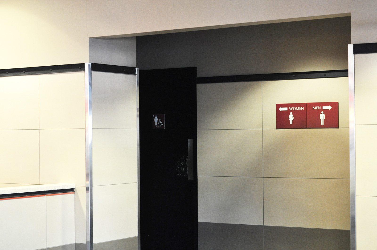 BU will host university-wide discussions about gender-neutral bathrooms and a proposal to change bathroom signs within the GSU, Dean Kenneth Elmore said. PHOTO BY BRIANNA BURNS/ DAILY FREE PRESS STAFF