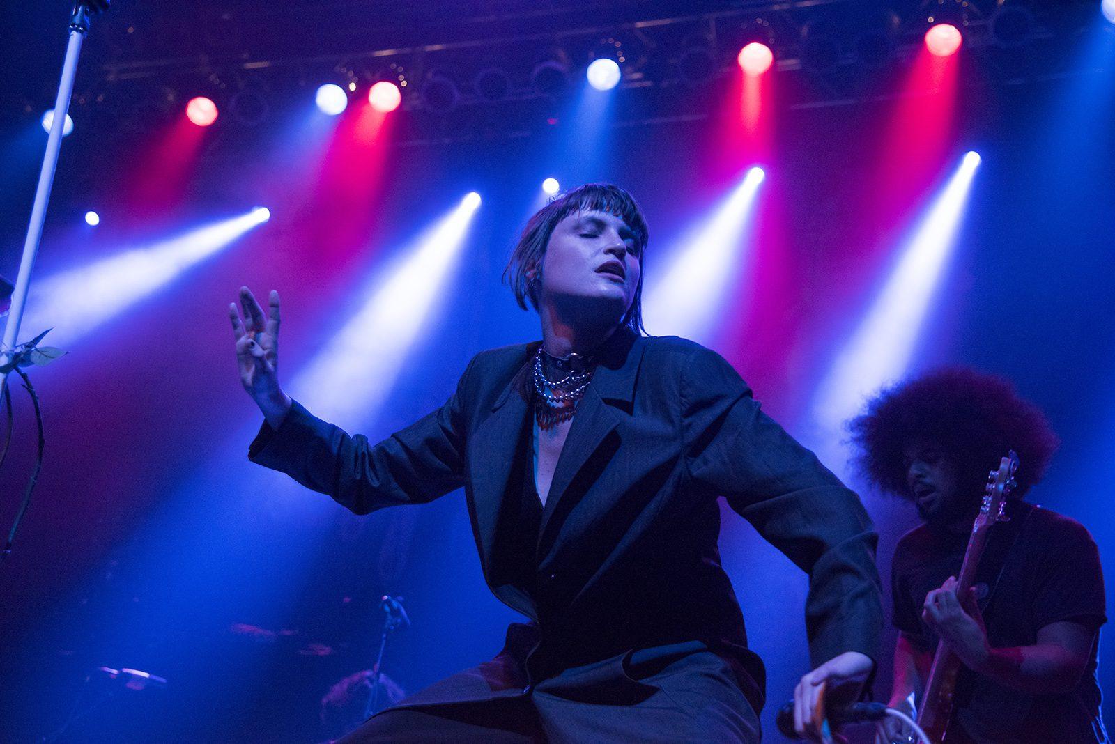 Lead vocalist Katie Gavin of Muna performs before Grouplove Thursday at House of Blues. PHOTO BY LEXI PLINE/ DAILY FREE PRESS STAFF 