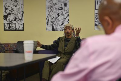 Dev Blair (CFA ‘19) addresses the difficulties of poor students studying at private universities at the first of two #PoorAtAPrivateUniversity talks at the Howard Thurman Center for Common Ground Monday afternoon. PHOTO BY SHANE FU/ DAILY FREE PRESS CONTRIBUTOR