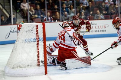 BOSTON, MA - JANUARY 13: Boston University Terriers goaltender Jake Oettinger (29) stretches out to make a save during the second period of the game between the Boston College Eagles and the Boston University Terriers on January 13th, 2016 at Agganis Arena in Boston, MA. (Photo by John Kavouris/Daily Free Press Staff)