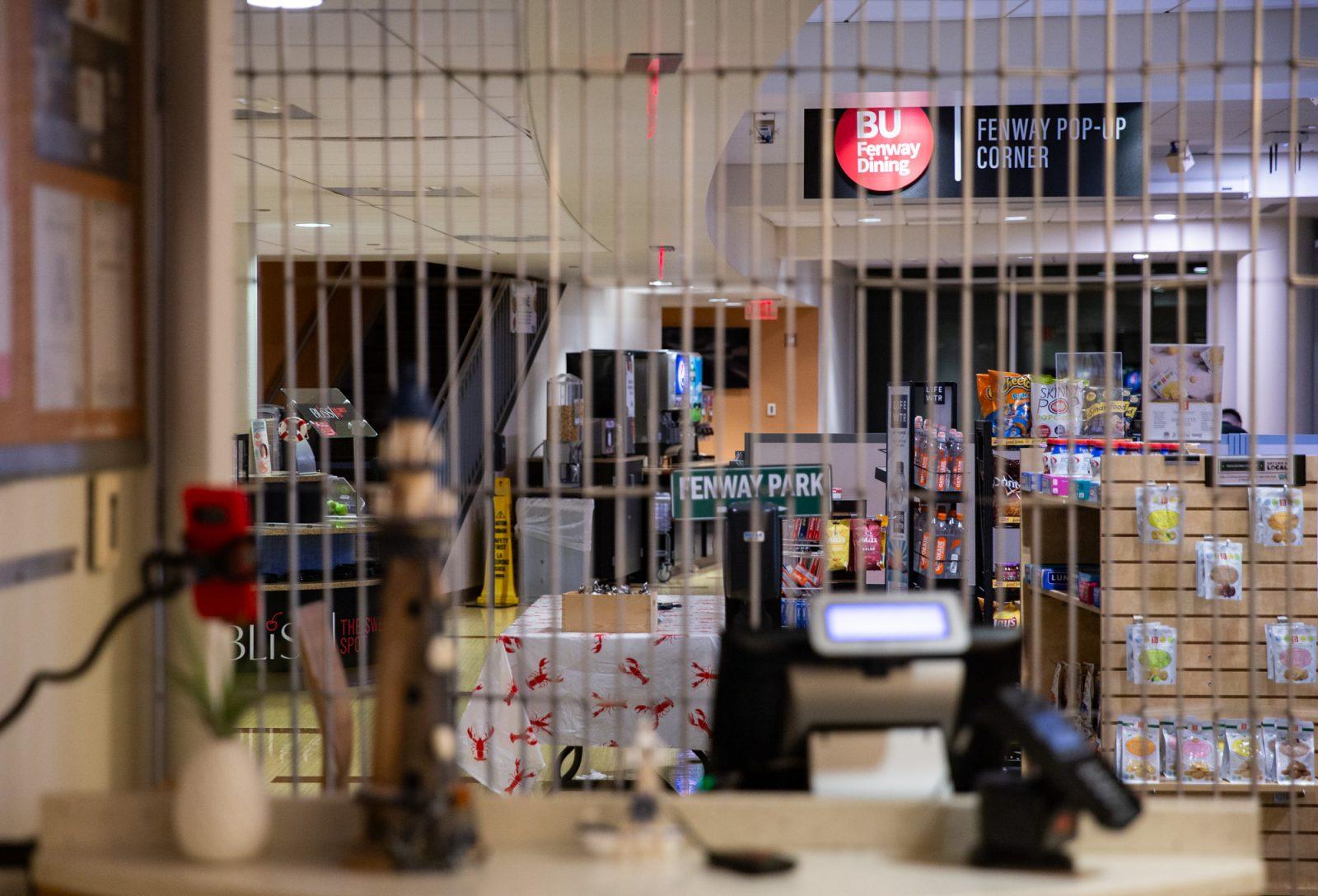 Boston University Fenway Campus Center Dining Room. The late-night dining services at Fenway and Warren Towers were removed due to student feedback and a lack of demand and usage. ZACH SCHWARTZ/DFP PHOTOGRAPHER