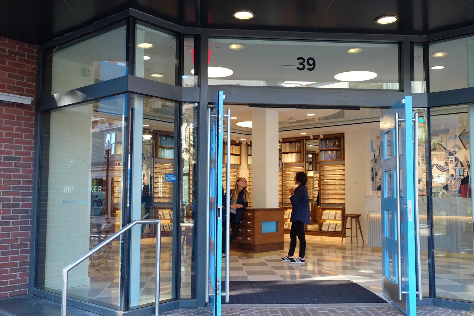 Eyeglass store Warby Parker opens a new location at 39 John F. Kennedy St. in Cambridge on Sept. 27. PHOTO BY EMILIE LIU/ DAILY FREE PRESS STAFF