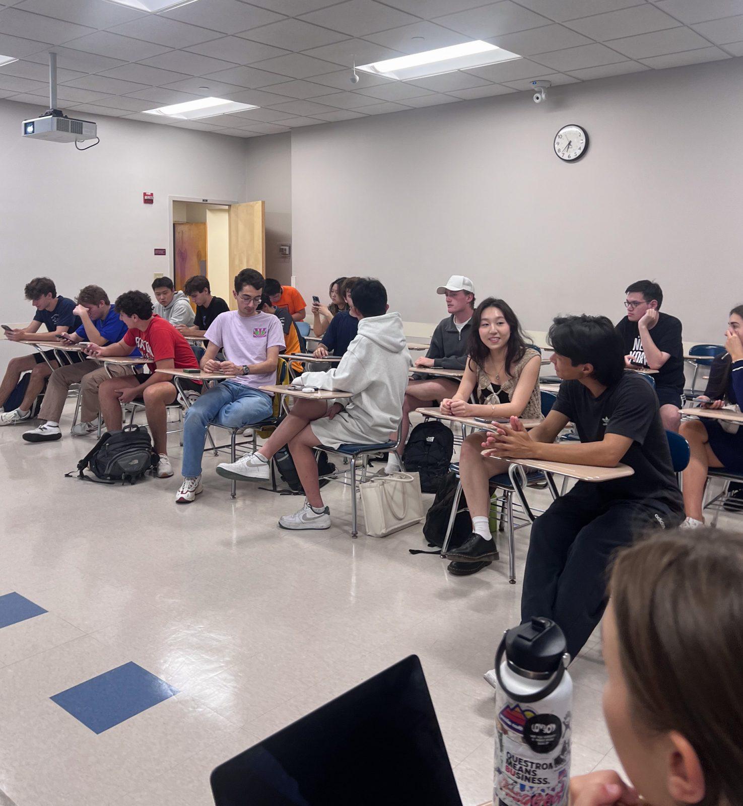 Students at the Boston University Sustainable Business Club’s first meeting on Sept. 17. The club began when sophomores Shelly Shan, Zach Sugerman and Ben Starr had similar ideas to start a club to educate students on sustainable energy and business practices. COURTESY OF SHELLY SHAN