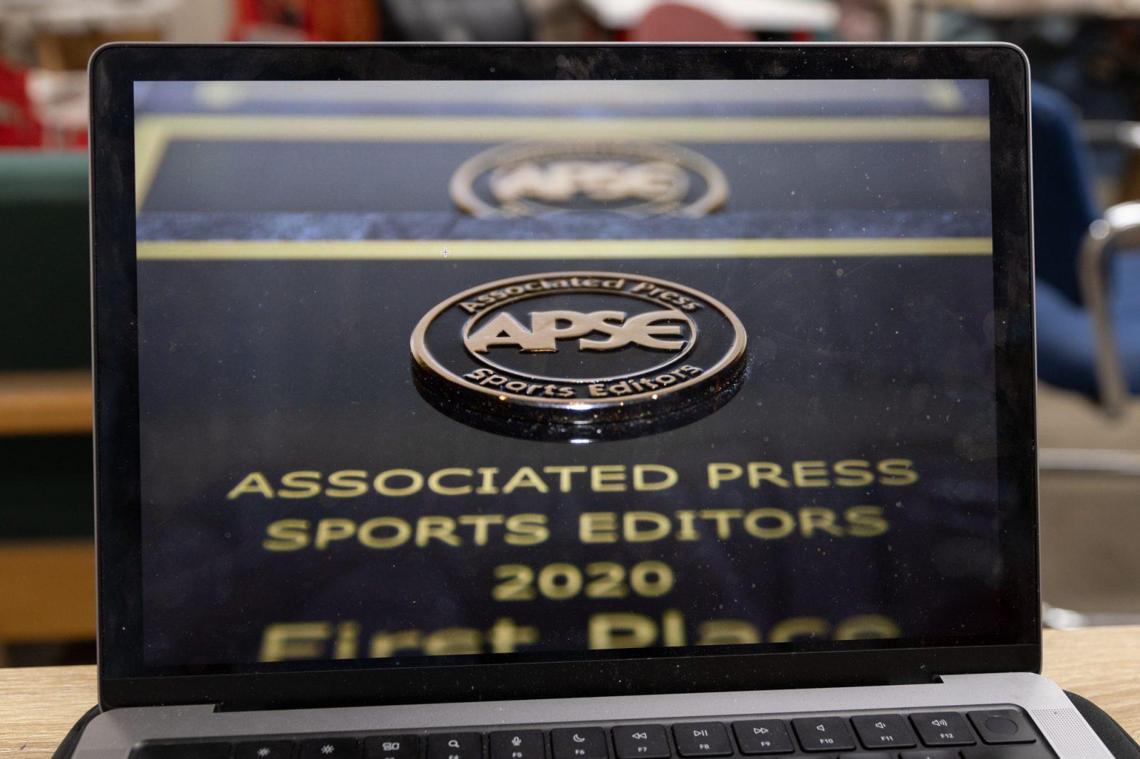 An Associated Press Sports Editors plaque. To create more opportunities for sports student journalists at Boston University, students are organizing a chapter of the Associated Press Sports Editors. KATE KOTLYAR/DFP PHOTOGRAPHER
