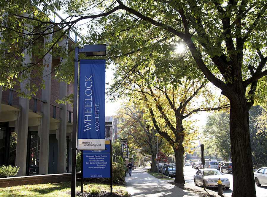 Students pass Wheelock College. BU will soon begin doing individual advising for Wheelock students who are transitioning to BU. PHOTO BY FELIX PHILLIPS/ DAILY FREE PRESS STAFF 

