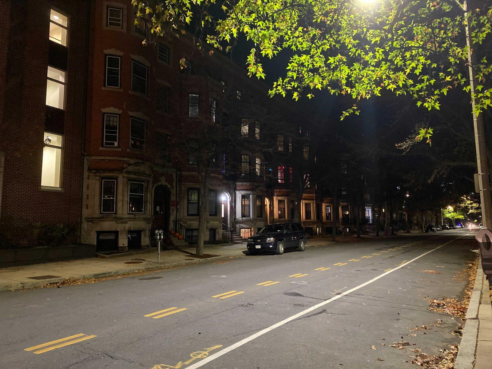 Students residing in Boston University’s Upper Bay State Road dormitories experienced a power outage from 8 p.m. Sunday night to 11 a.m. Monday morning, when generators began to be installed. MELISSA ELLIN/ DAILY FREE PRESS STAFF
