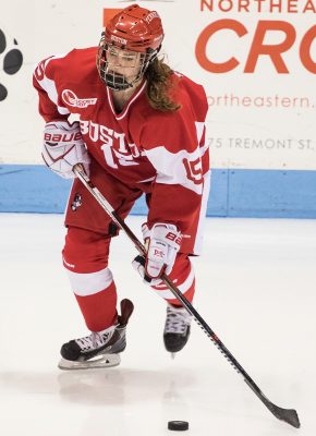 Graduate student forward Mary Parker was named Hockey East Player of the Month. PHOTO BY JUSTIN HAWK/ DAILY FREE PRESS STAFF 