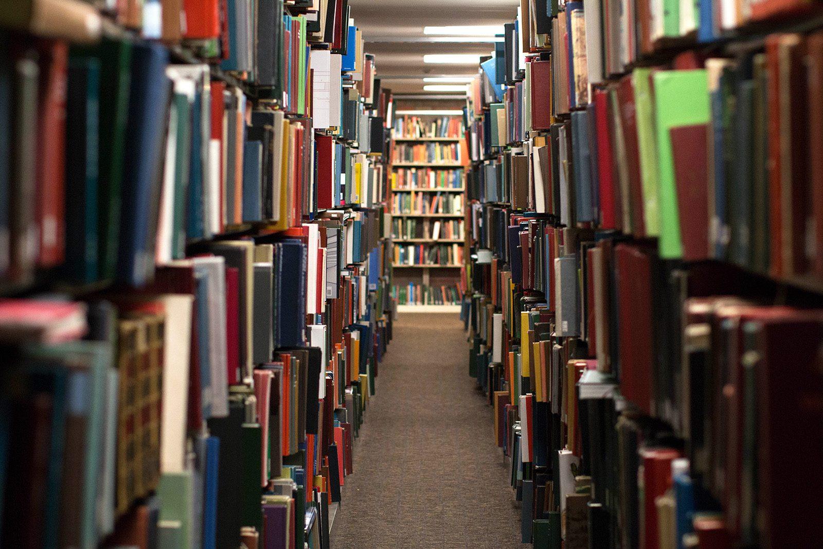 The Boston University Libraries Assessment Committee surveys faculty, graduate students and undergraduates to determine their use of and satisfaction with library services and resources. PHOTO ILLUSTRATION BY JACKIE O'BRIEN/ DAILY FREE PRESS STAFF