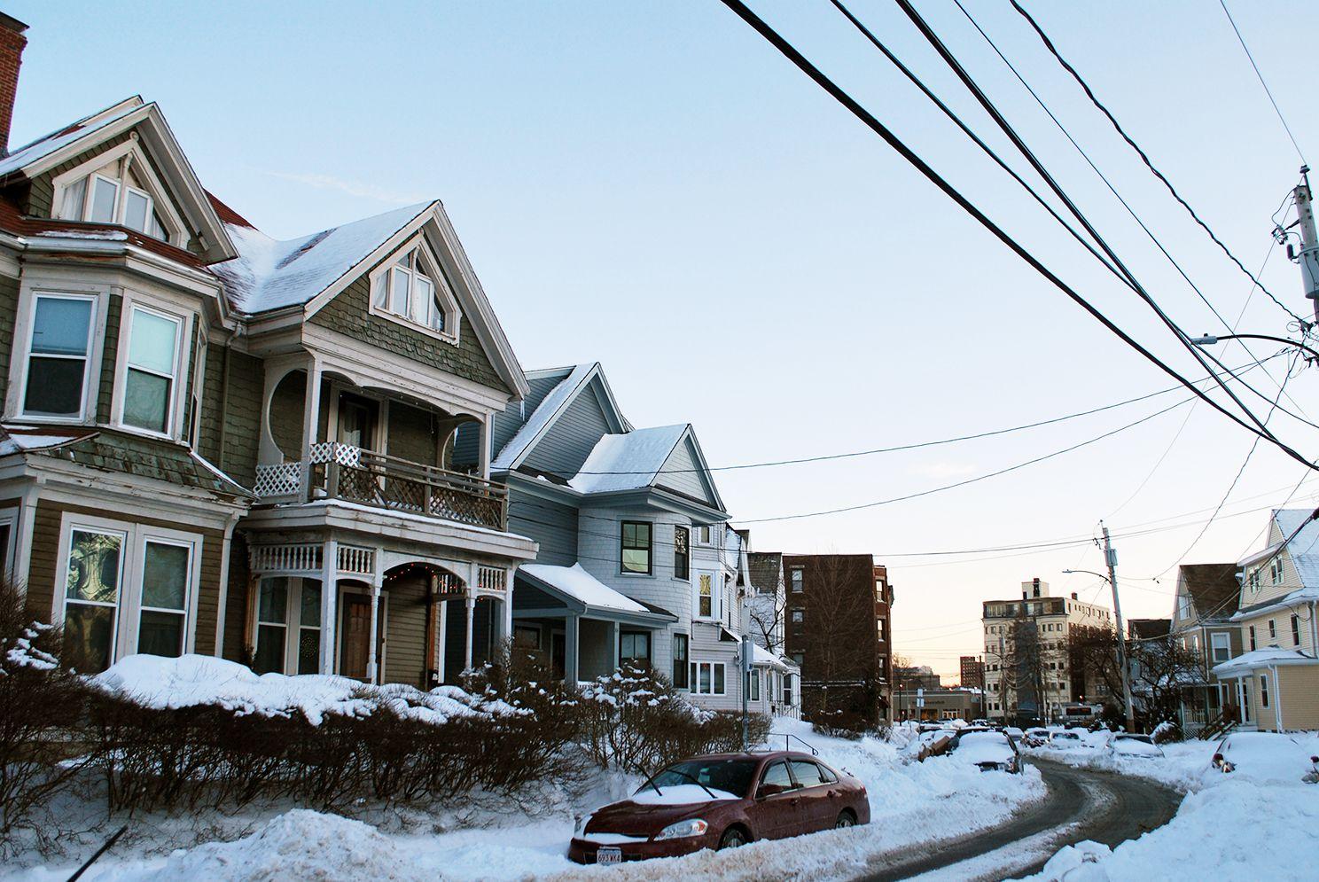 The Dean of Students office spoke with students on Jan. 21 about the plans of Boston officials to inspect off-campus student housing for violations. PHOTO BY JACQUI BUSICK/DAILY FREE PRESS STAFF