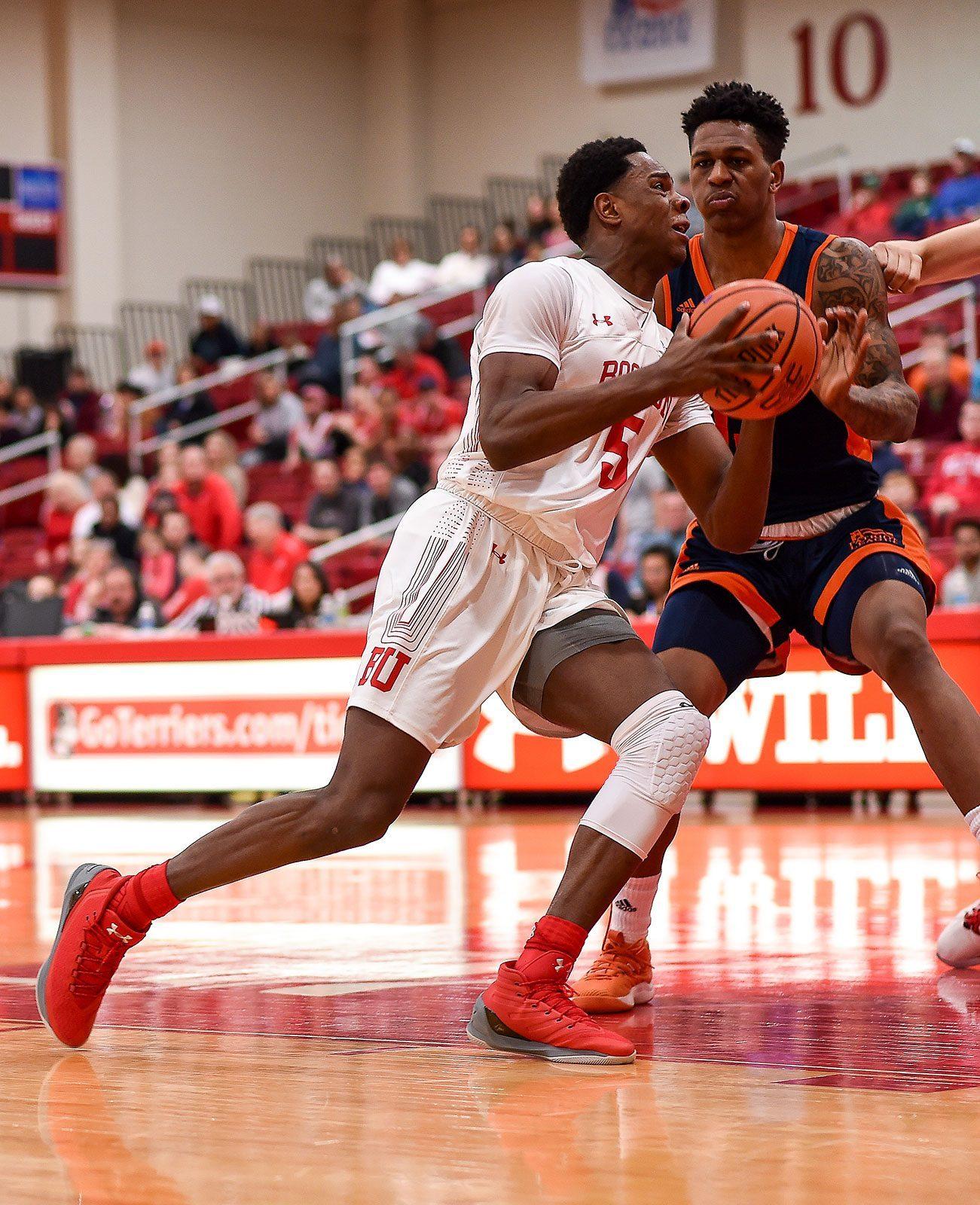 Sophomore Walter Whyte, shown in a January 2018 game against Bucknell University, posted 16 points in the first half of the Boston University men’s basketball game against the State University of New York Polytechnic Institute. MADDIE MALHOTRA/ DFP FILE