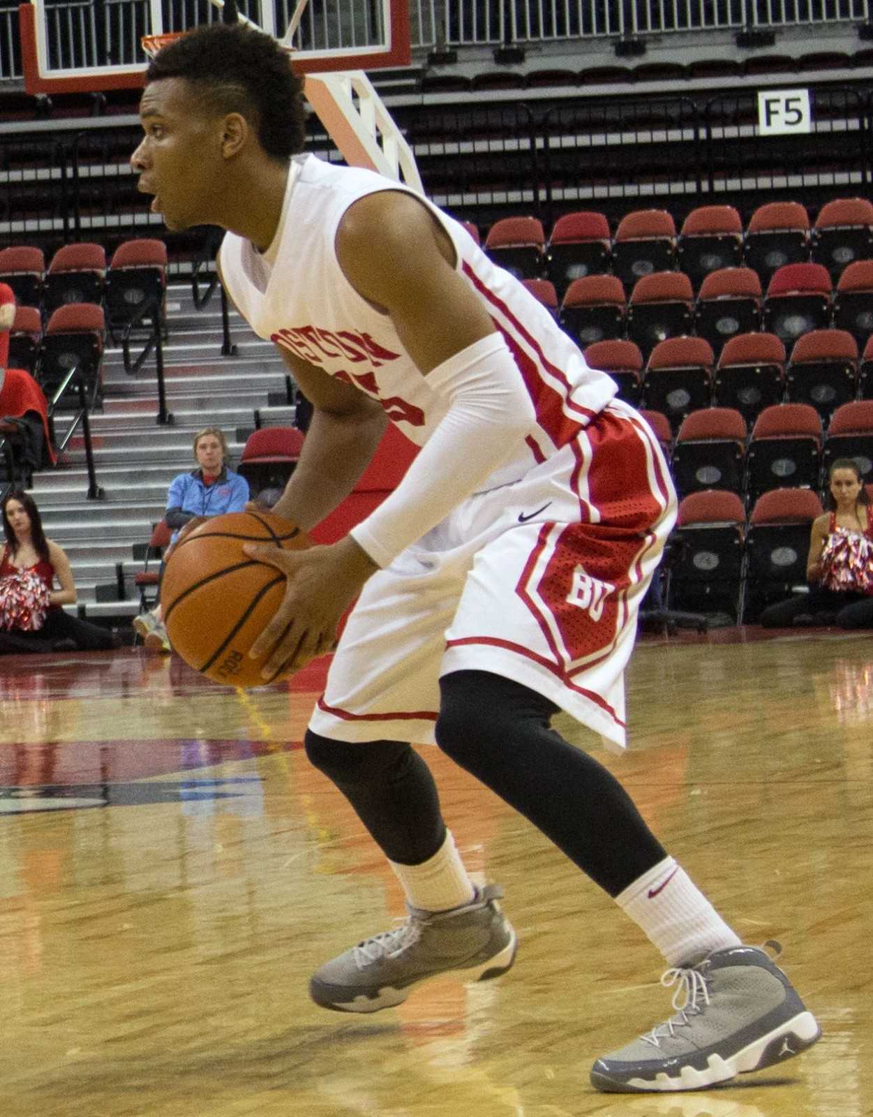 Men's basketball can't complete comeback in loss to Lehigh
