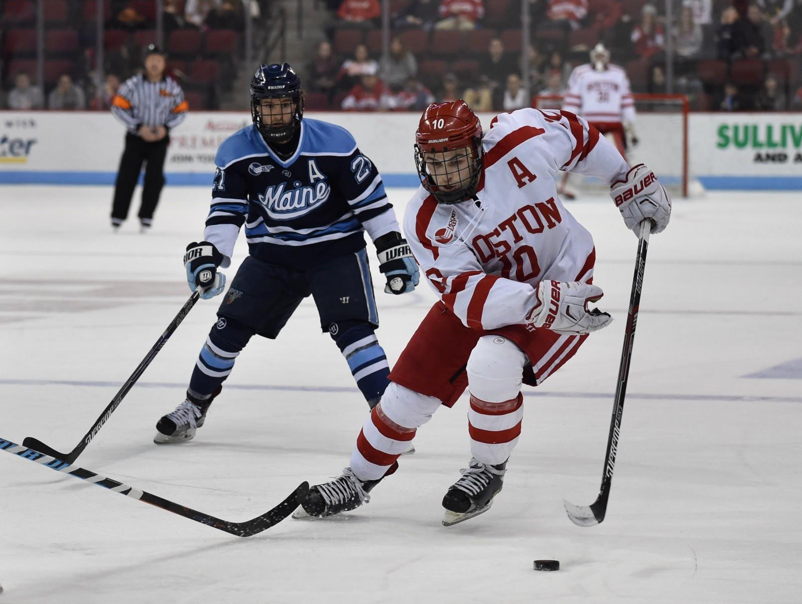 No. 9 men's hockey blows two-goal lead, 'not good enough' in tie with UNH