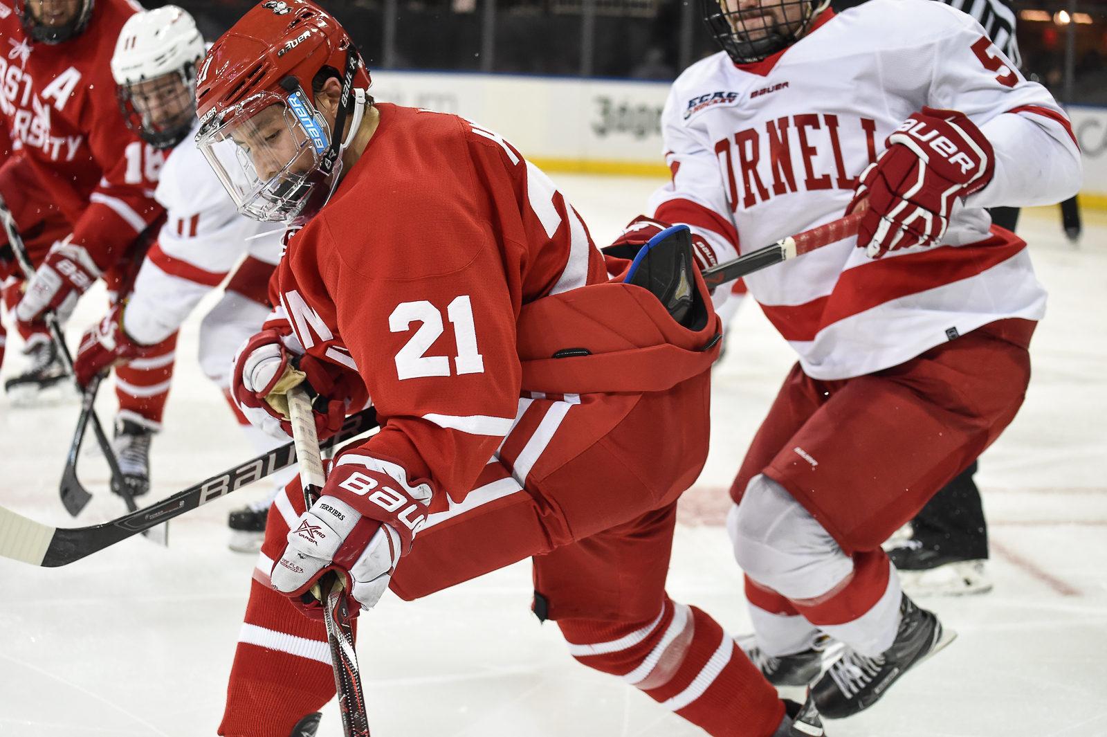 Sophomore forward Patrick Harper keeps BU in the matchup with a goal at 15:02 in the third period. PHOTO BY MADDIE MALHOTRA/ DAILY FREE PRESS STAFF 