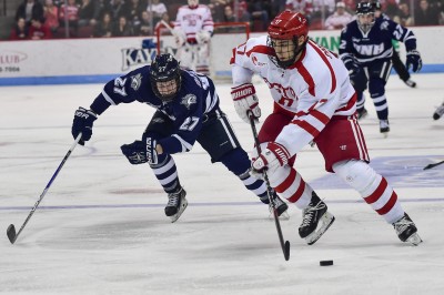 Senior forward Ahti Oksanen broke a seven-game goalless streak with his first-period tally against Notre Dame Friday. PHOTO BY MADDIE MALHOTRA/DAILY FREE PRESS FILE PHOTO