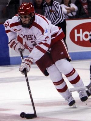 Junior forward Ahti Oksanen scored two goals in the final two minutes of the third period, helping BU tie the University of Wisconsin on Friday night.  PHOTO BY ALEXANDRA WIMLEY/DAILY FREE PRESS STAFF