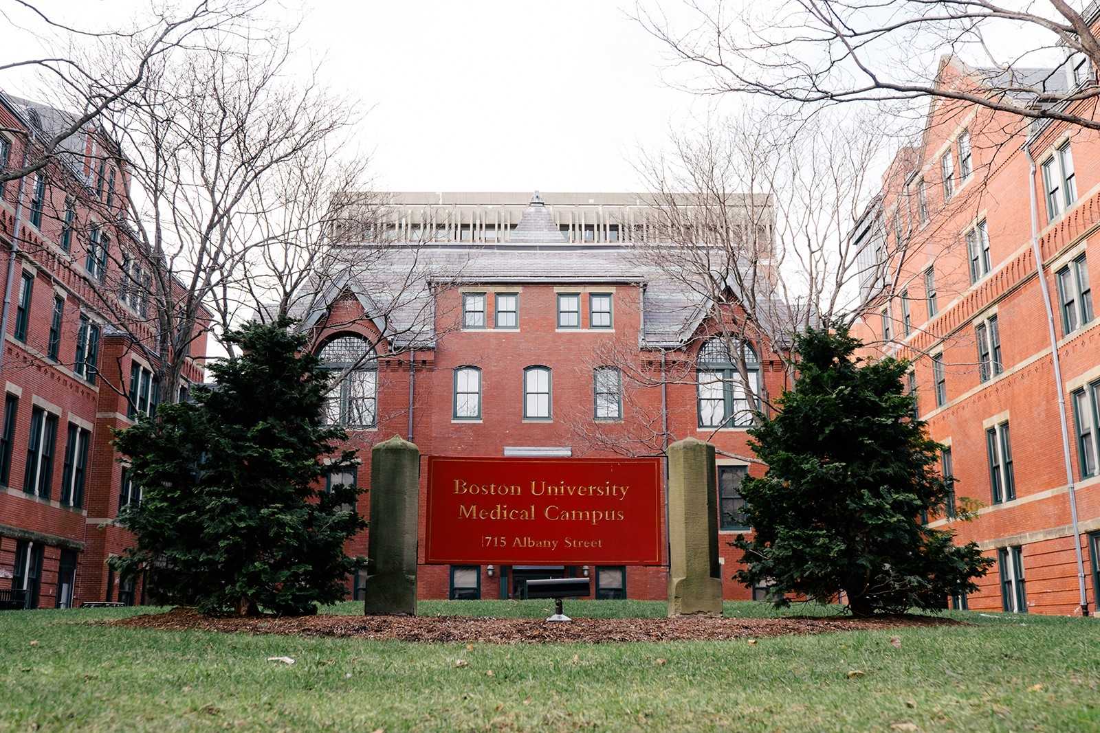 Boston University trustee and School of Management Class of 1972 alumnus Richard Shipley donates $10.5 million to the School of Medicine to create a prostate cancer research center on the BU Medical Campus. PHOTO BY BRIAN SONG/DAILY FREE PRESS STAFF