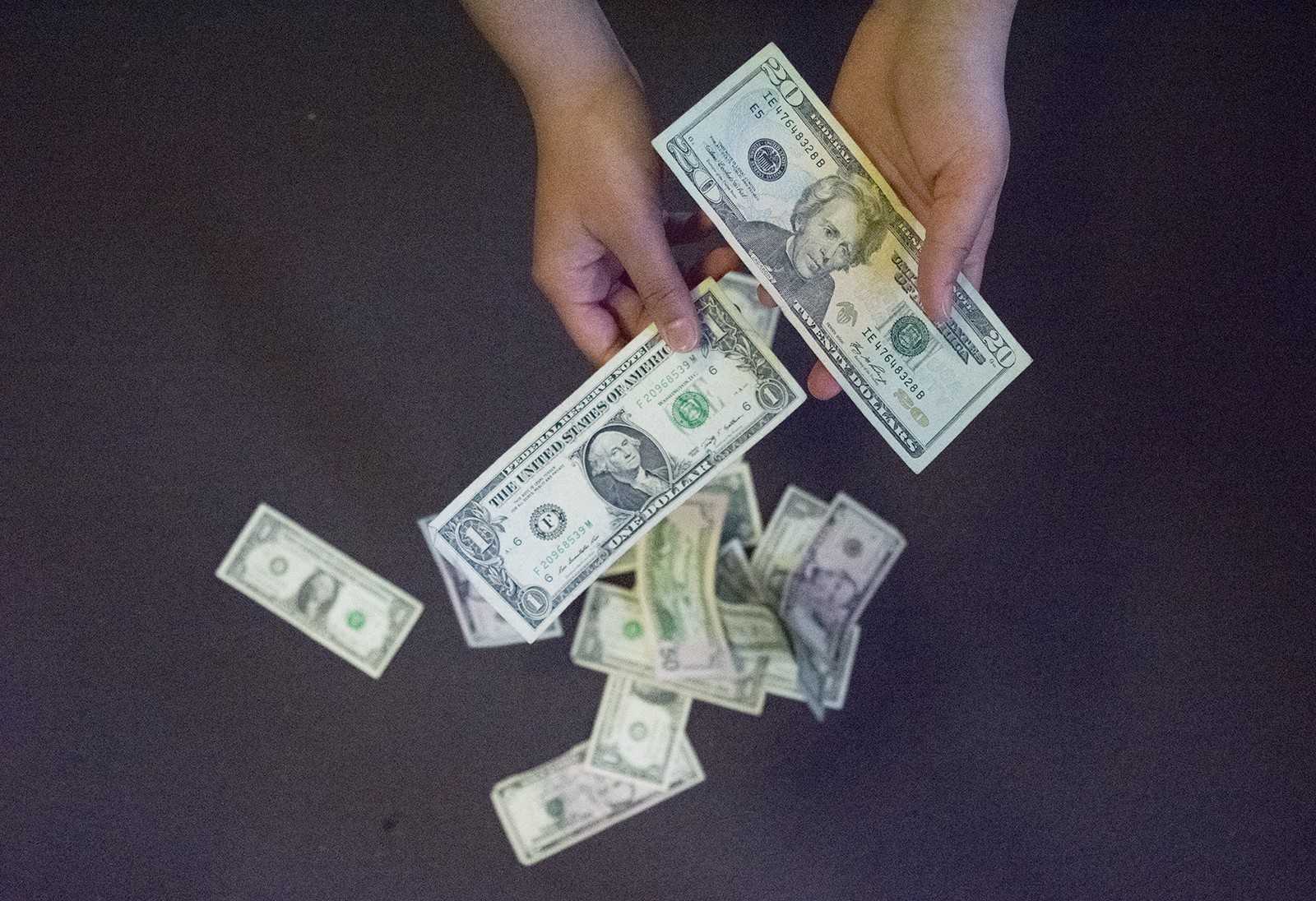 In honor of Equal Pay Day this Tuesday, Boston Mayor Martin Walsh’s Office of Women’s Advancement and the American Association of University Women kicked off free salary negotiation workshops on Monday. PHOTO BY ELLEN CLOUSE/DAILY FREE PRESS STAFF