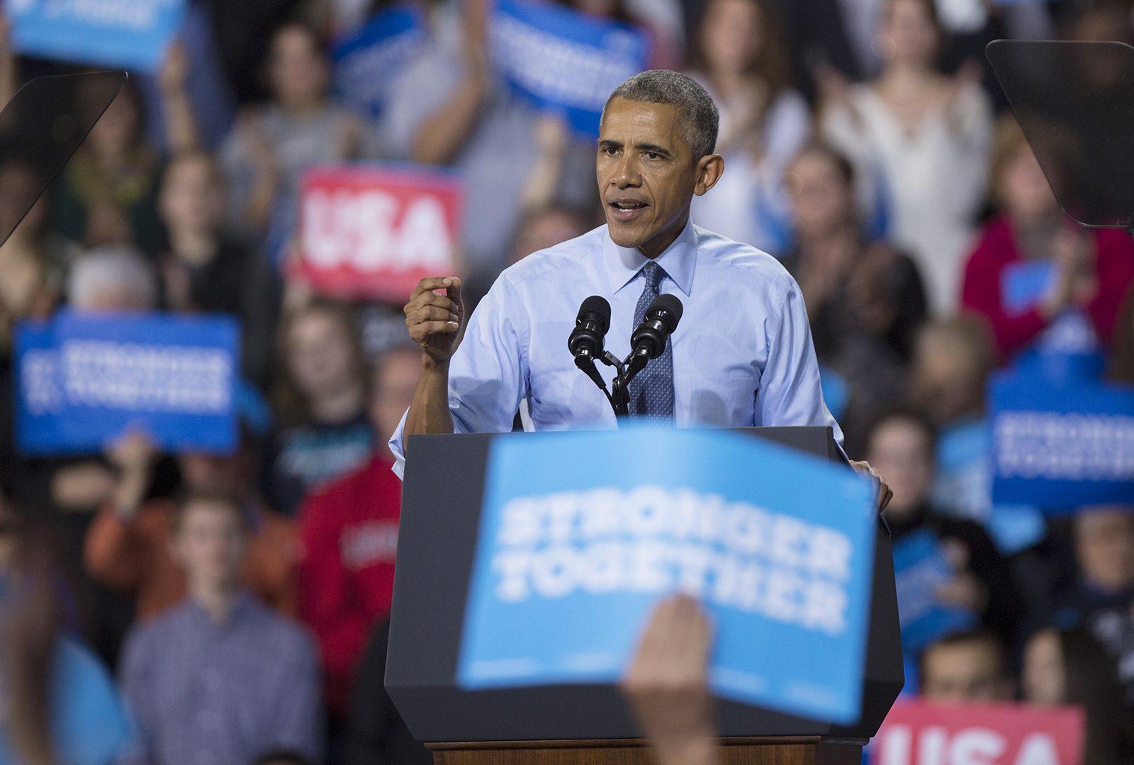 President Barack Obama speaks at a campaign event for Hillary Clinton in Durhan, New Hampshire on Monday. PHOTO BY SARAH SILBIGER/ DAILY FREE PRESS STAFF 