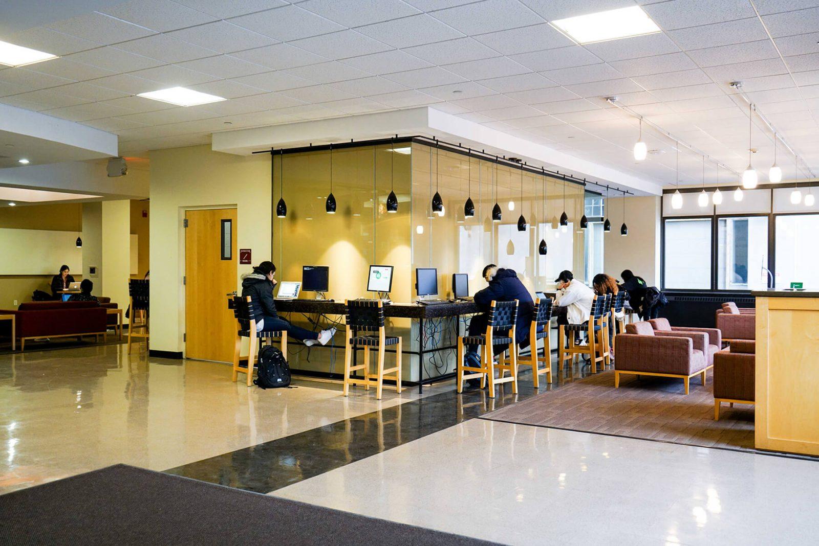 Students studying after returning to campus from winter break in the College of General Studies at Boston University. SERENA YU/ DAILY FREE PRESS STAFF