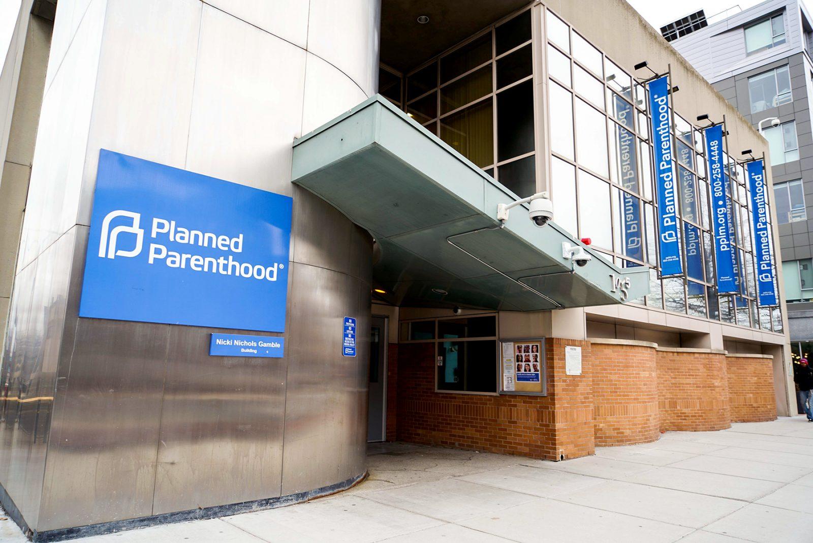 A Planned Parenthood location in Boston. More than 70 organizations rallied for safer abortion legislation for Massachusetts residents Jan. 17. SERENA VU/ DAILY FREE PRESS STAFF