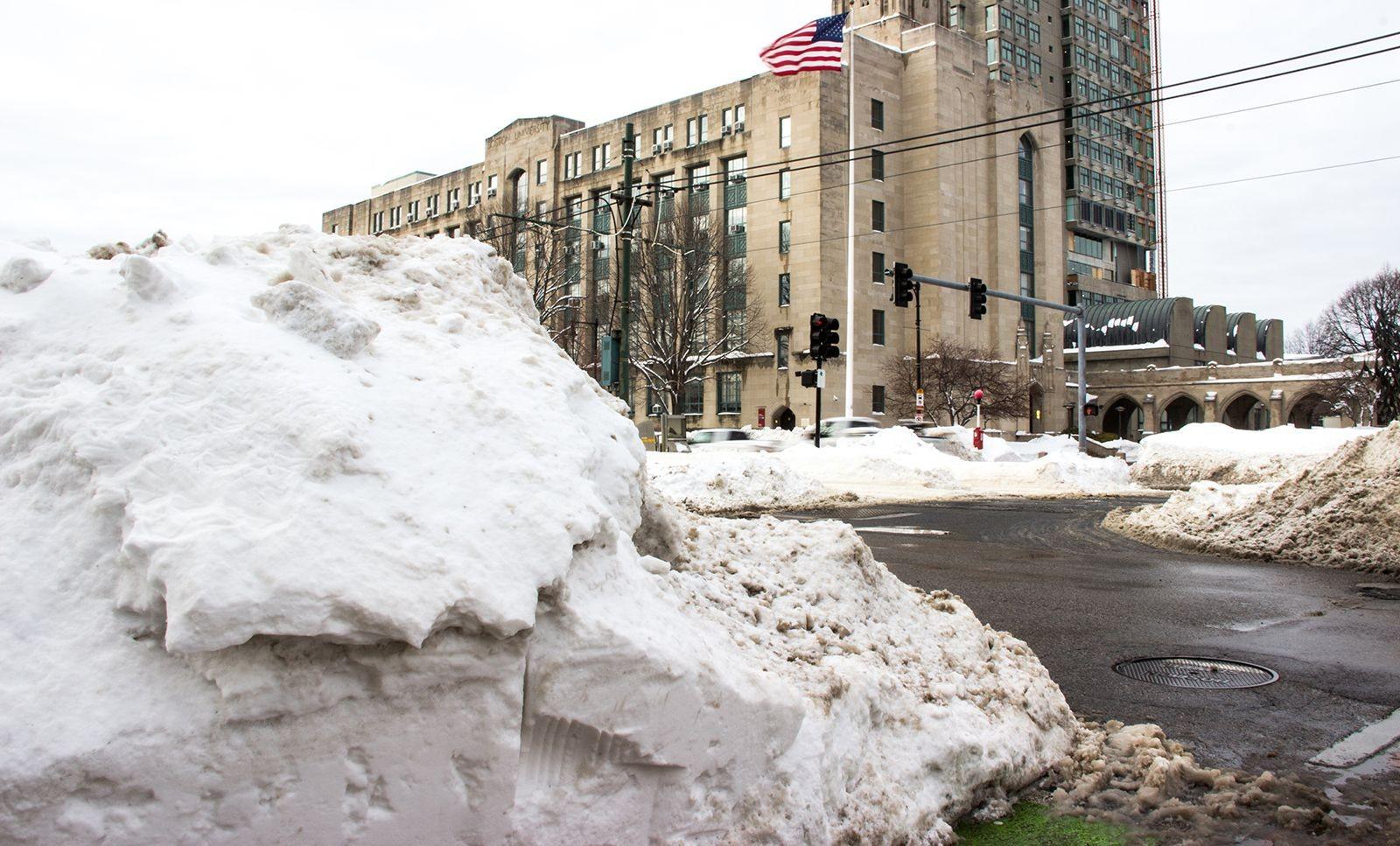 Boston University will replace class days canceled due to snow with Saturday makeup classes on Feb. 28 and March 21. PHOTO BY ALEXANDRA WIMLEY/DAILY FREE PRESS STAFF