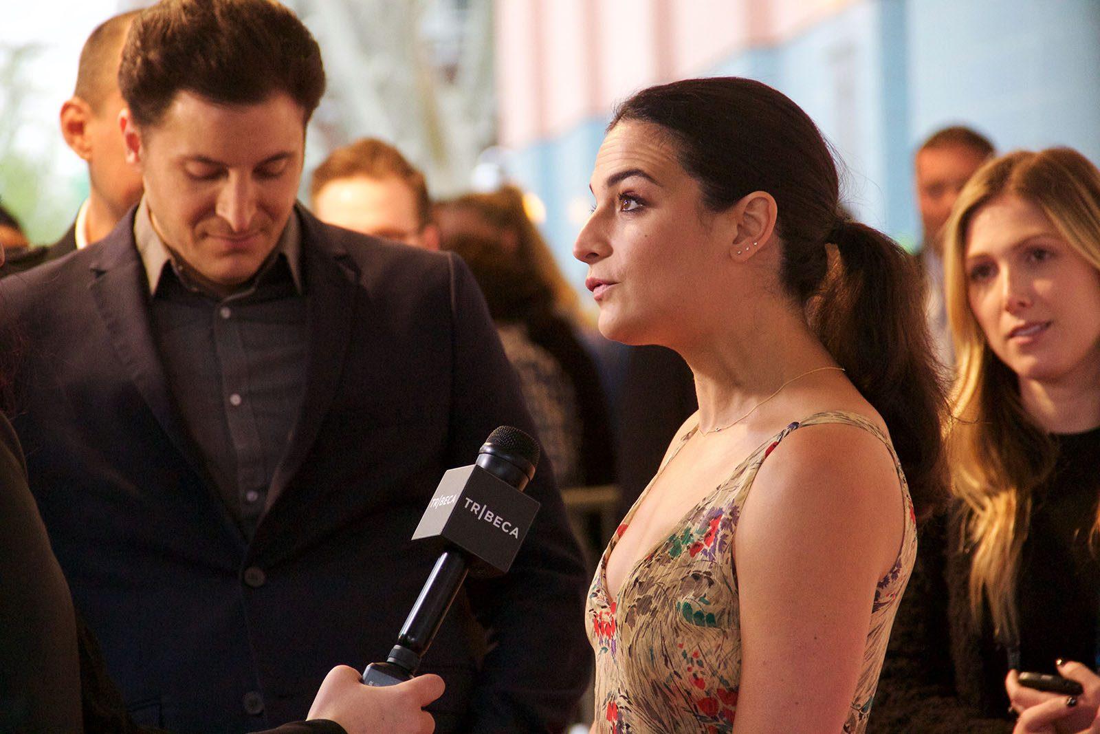"Aardvark" star Jenny Slate speaks to reporters on the red carpet at Tribeca Film Festival on Friday night. PHOTO BY OLIVIA FALCIGNO/ DAILY FREE PRESS STAFF