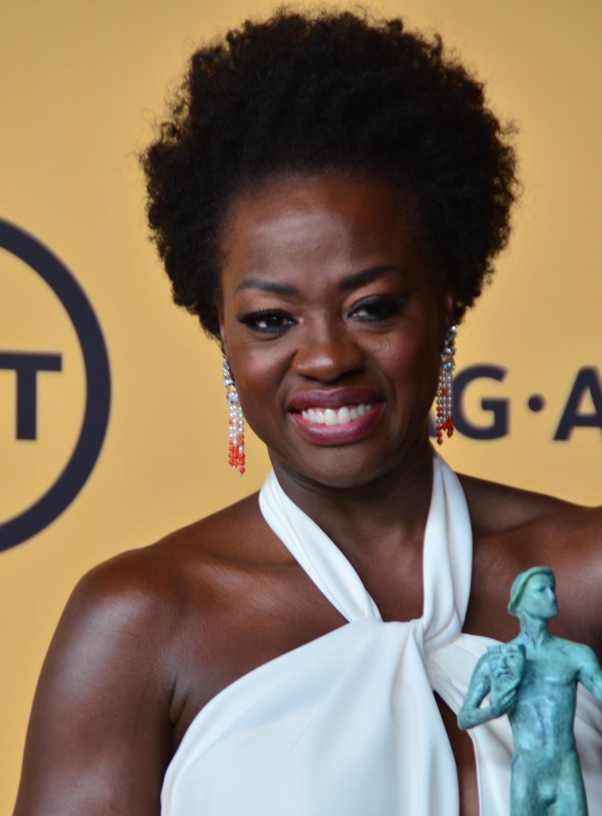 EDITORIAL: Entertainment industry must feature women of color