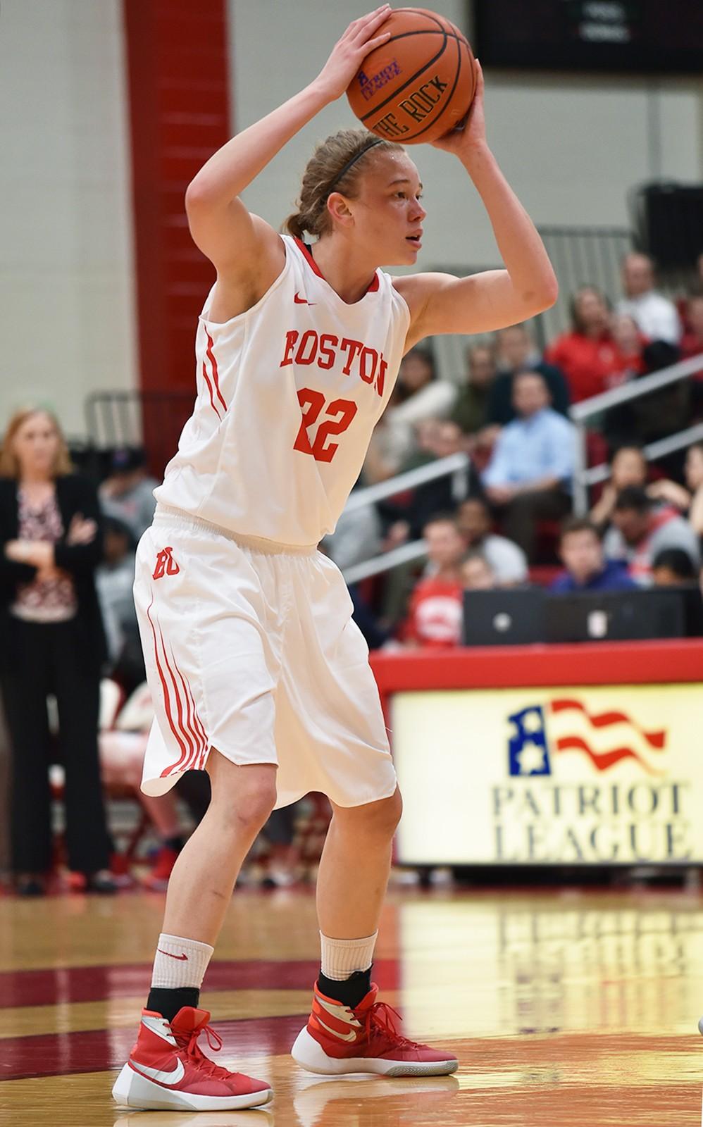 Sophomore Corrine Williams scored 10 points in 36 minutes of action. PHOTO BY MADDIE MALHOTRA/DAILY FREE PRESS STAFF