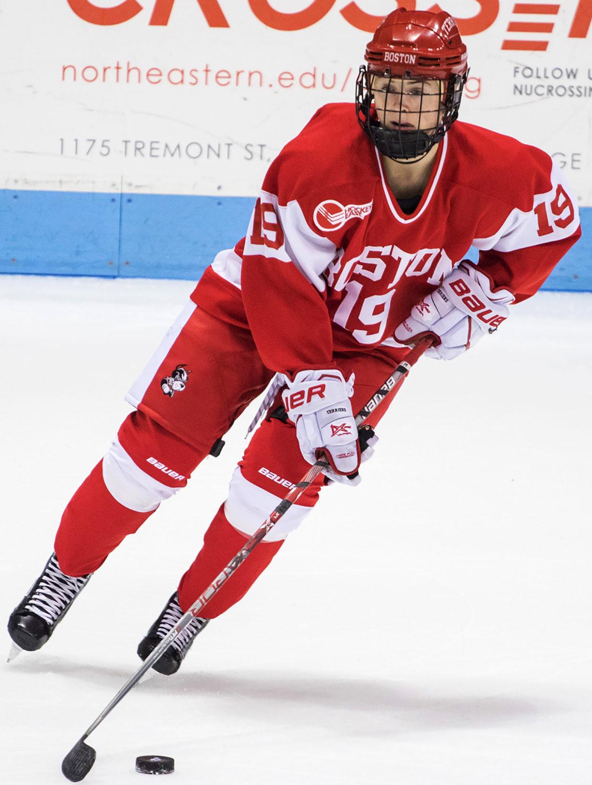 Senior forward and captain Rebecca Leslie is second on the team with 40 points this season. PHOTO BY JUSTIN HAWK/ DFP FILE PHOTO