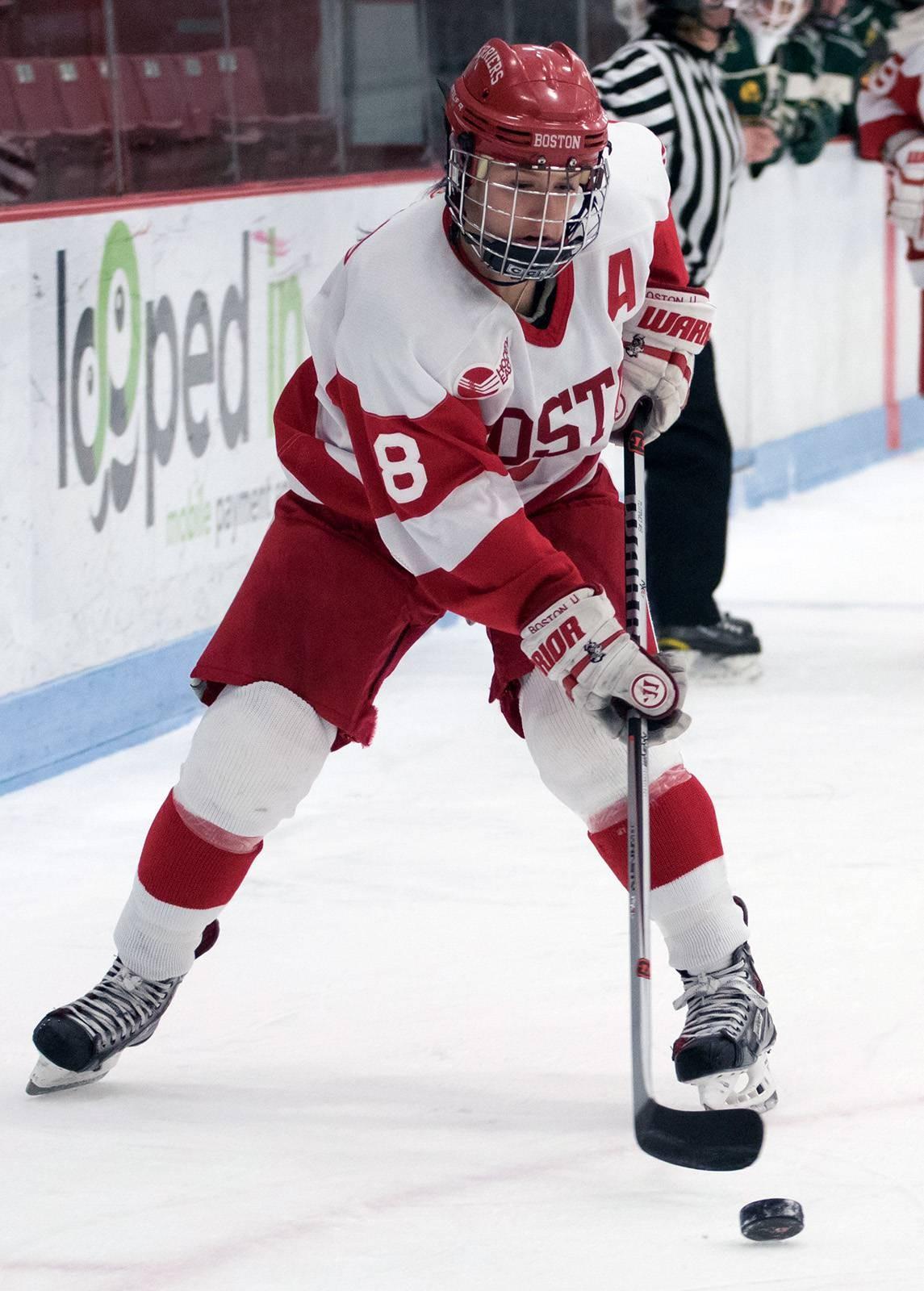 No. 7 women’s hockey advances to Hockey East semifinals with sweep over Vermont