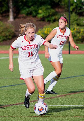 Senior midfielder Dorrie Varley-Barrett and the Terriers will look to extend their winning streak in Wednesday’s match against the College of the Holy Cross. PHOTO BY VIVIAN MYRON/ DAILY FREE PRESS STAFF