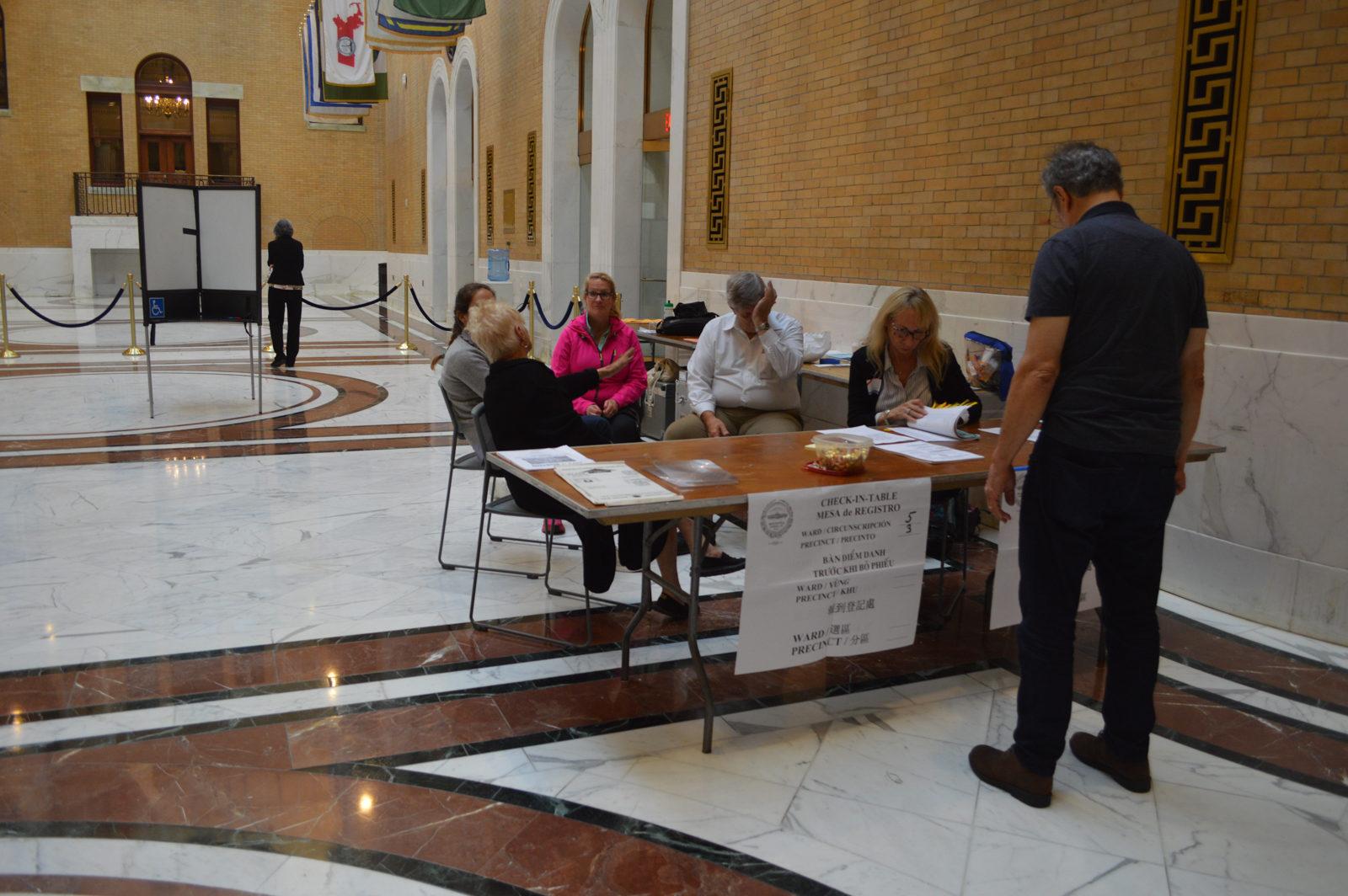 Residents of Boston vote in the mayoral election at the Massachusetts State House. PHOTO BY CAROLYN KOMATSOULIS / DAILY FREE PRESS STAFF