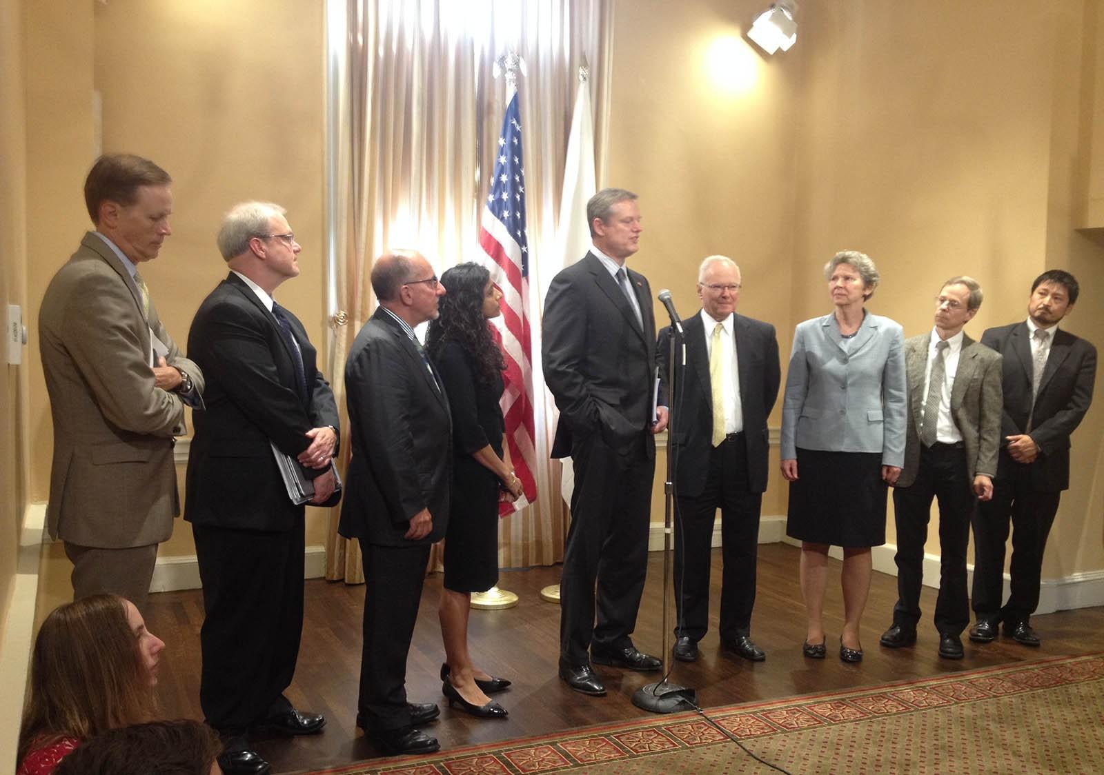 Massachusetts Governor Charlie Baker met with Massachusetts’ medical school deans to address opioids Wednesday. PHOTO BY MINA CORPUZ/DAILY FREE PRESS STAFF