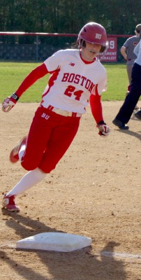 Brittany Younan enjoyed yet another strong day in the field and at the plate. PHOTO BY BRIGID KING/DAILY FREE PRESS STAFF