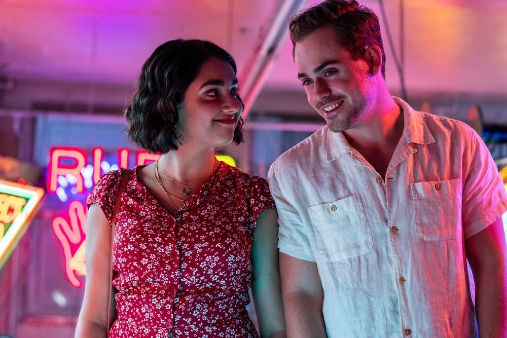 Dacre Montgomery and Geraldine Viswanathan star in TriStar Pictures' THE BROKEN HEARTS GALLERY. © 2020 Columbia TriStar Marketing Group, Inc. All Rights Reserved. PHOTO BY GEORGE KRAYCHYK