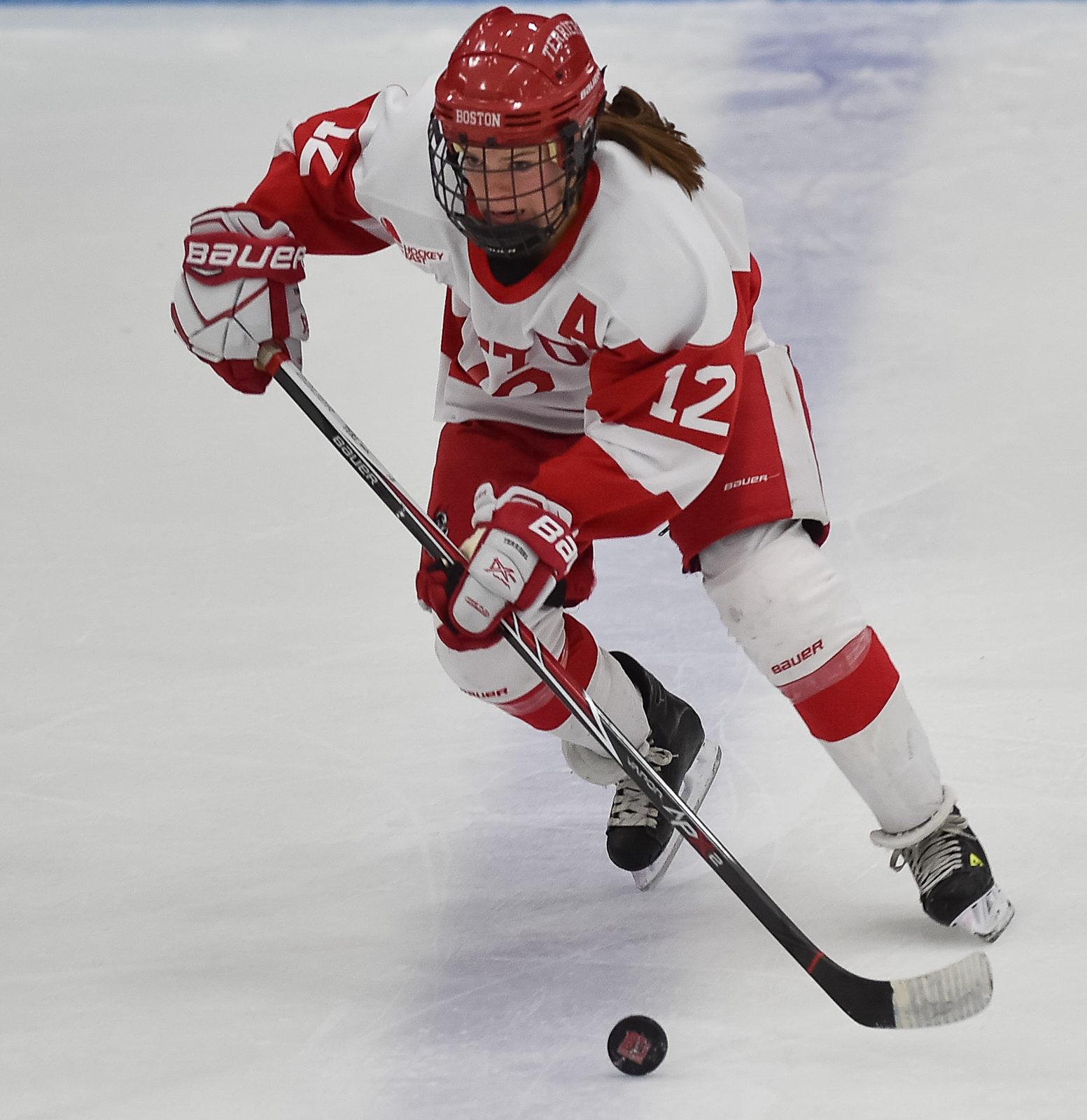 Senior forward Victoria Bach now holds the record for most career points in the BU women's hockey program. PHOTO BY MADDIE MALHOTRA/ DAILY FREE PRESS STAFF