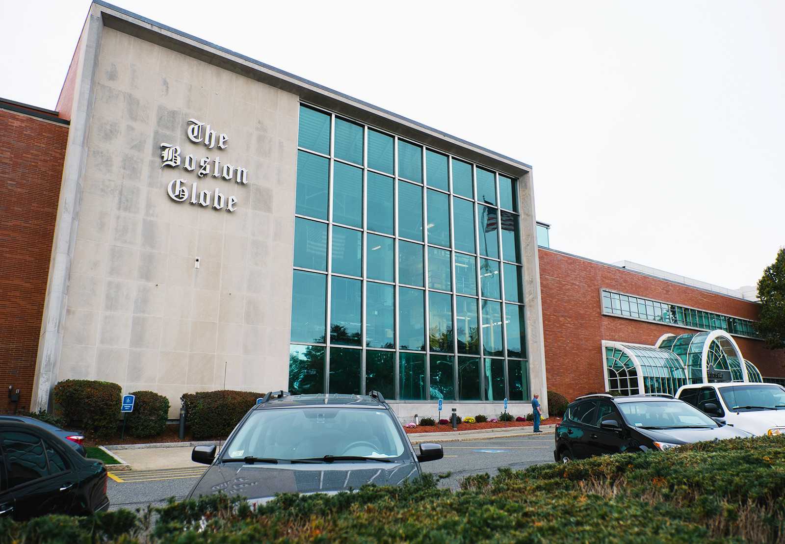 The Boston Globe laid off nearly two dozen employees, including many copy editors, while 17 employees opted for buy-outs earlier this month. PHOTO BY BRIAN SONG/DAILY FREE PRESS STAFF