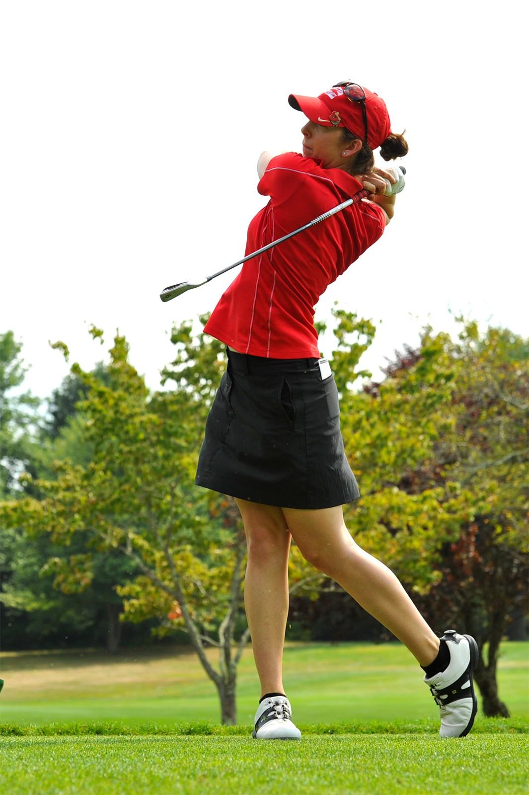 Women’s golf records strong finish at Middleburg Bank Intercollegiate