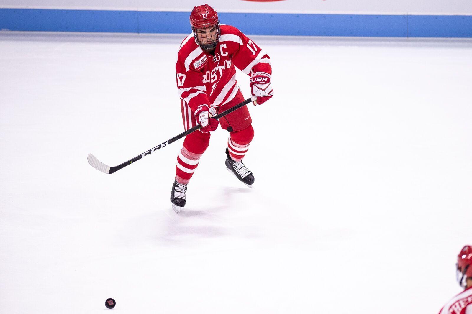 Junior defenseman and captain Dante Fabbro and the Terriers have three straight losses to start the season for the first time since 2007.
Maddie Malhotra/ DAILY FREE PRESS STAFF 