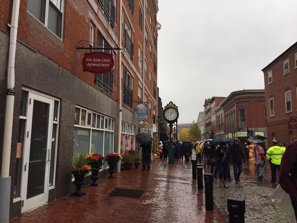 A shopping street in Salem. Businesses in Salem are preparing for reduced tourism and revenue in October due to the coronavirus pandemic. LAURYN ALLEN/ DFP FILE

