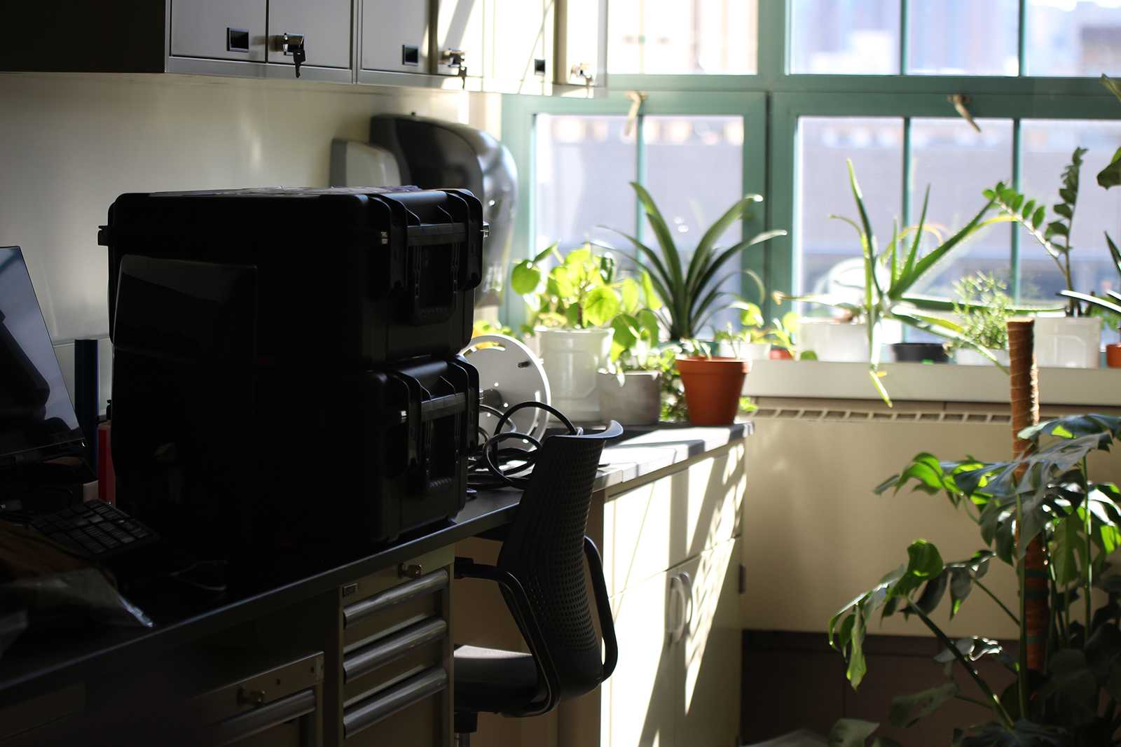 Boston University’s Atmospheric Remote Sensing Lab in the Department of Earth and Environment in the College of Arts and Sciences. Undergraduate students at BU are finding it difficult to get research experience due to limited lab occupancy. HANNAH YOSHINAGA/ DAILY FREE PRESS STAFF

