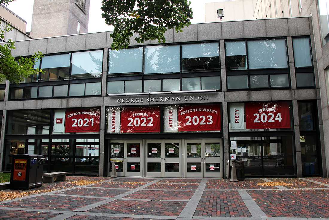 Parents of Boston University students pleaded with BU leadership and staff to support the mental health and emotional well-being of their children in a Sept. 24 email. THALIA LAUZON/ DAILY FREE PRESS STAFF