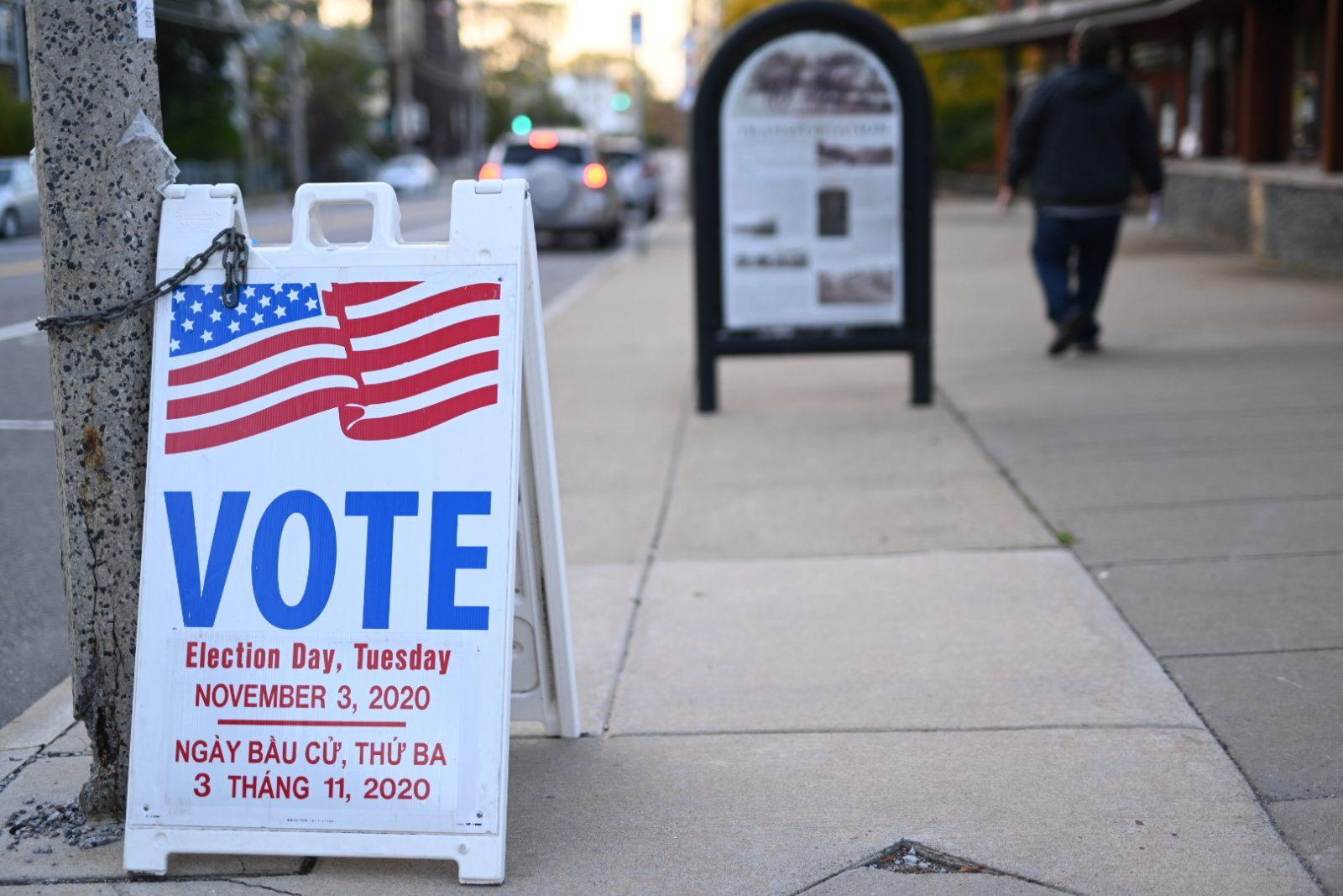 Experts say voters may have to wait to figure out presidential election results, especially in battleground states. LAURYN ALLEN/ DAILY FREE PRESS STAFF