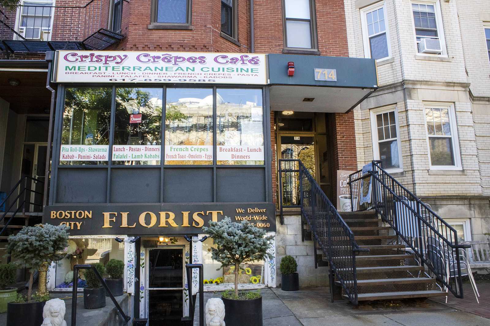 Crispy Crepes Cafe, which has served the Boston University community for 18 years, has had to cut its hours and reduce staff due to the COVID-19 pandemic. SHANNON DAMIANO/ DAILY FREE PRESS STAFF
