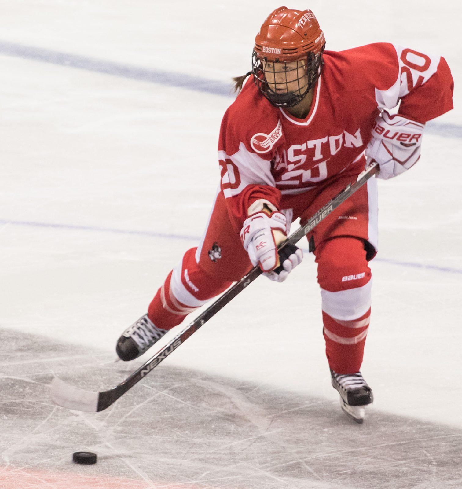 Senior forward Samantha Sutherland leads the team in points thus far. PHOTO BY JUSTIN HAWK/ DAILY FREE PRESS STAFF 