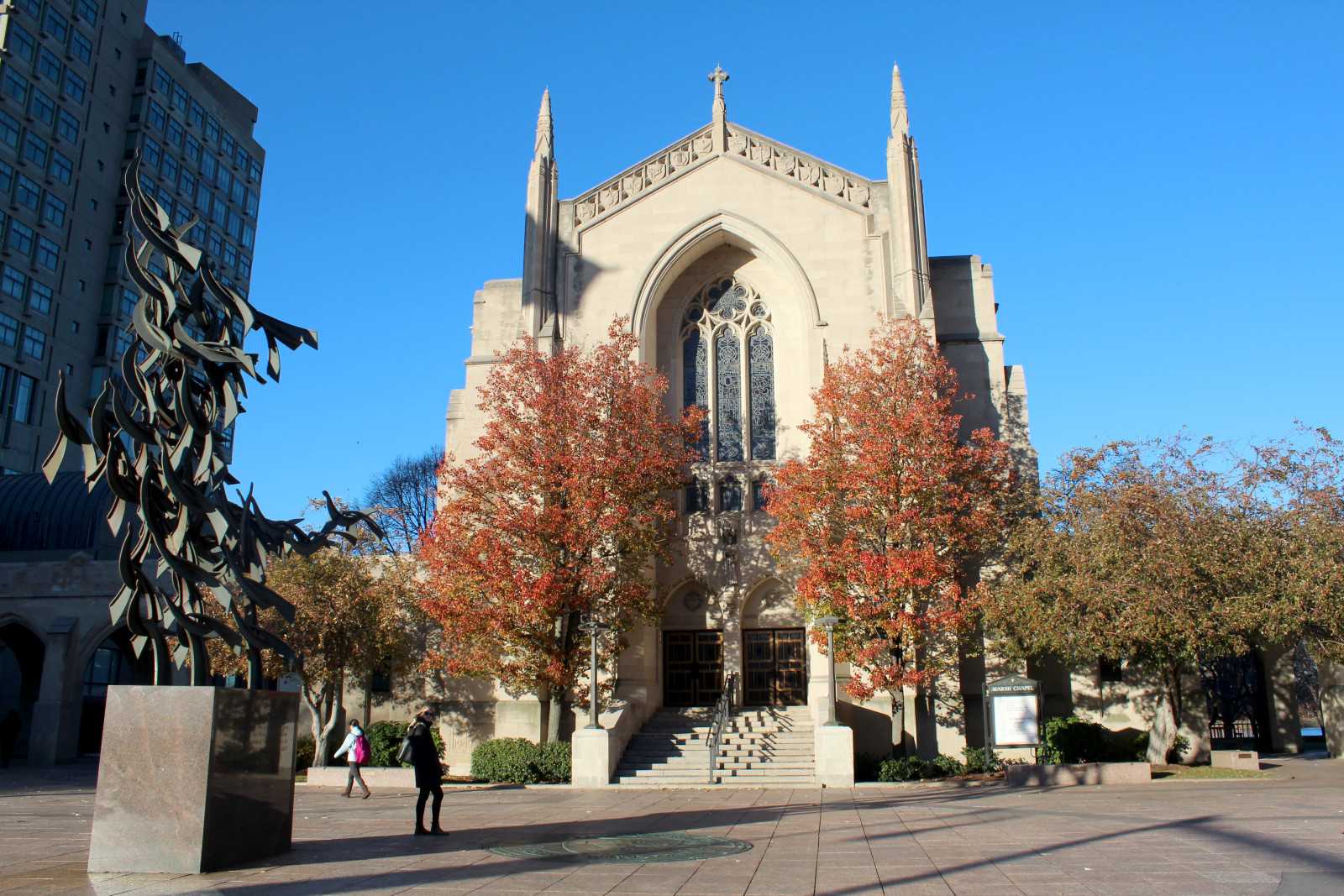 Boston University is one of 218 colleges that signed the “American Campuses on Climate Pledge” Thursday. PHOTO BY RACHEL MCLEAN/DAILY FREE PRESS STAFF