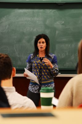 Jacqueline Merl Bamman discusses the gender wage gap during the salary negotiations workshop Thursday in the Questrom School of Business. PHOTO BY VIGUNTHAAN THATMARAJAH/ DAILY FREE PRESS STAFF