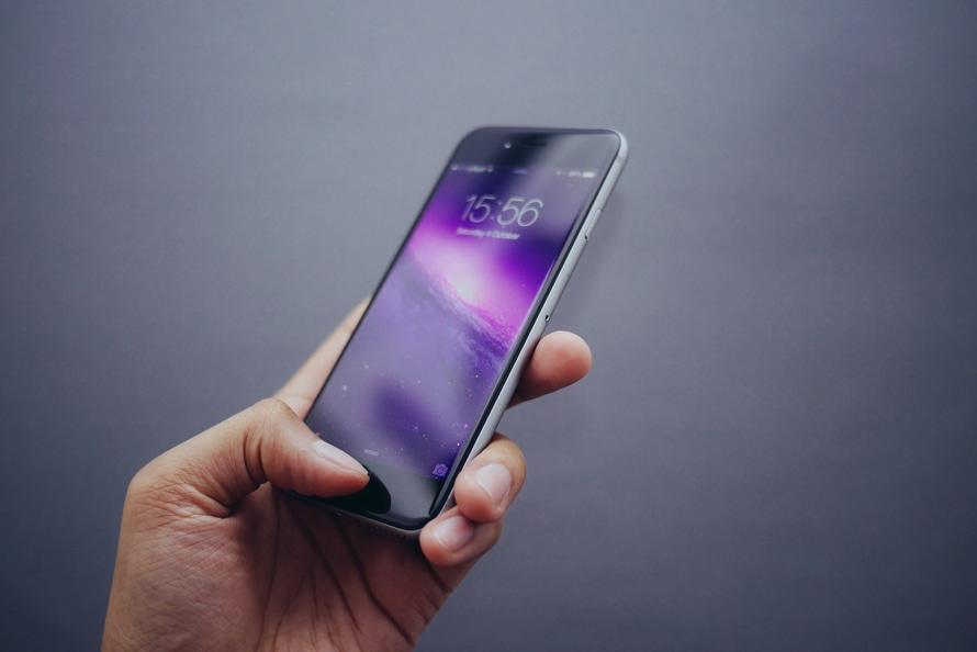 EDITORIAL: Apple's federal court defiance is admirable, strategic