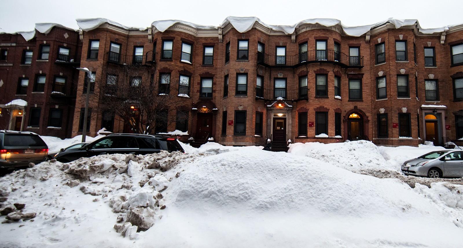 Buildings in Boston University’s South Campus and along Bay State Road have incurred weather damage from this winter’s multiple storms. PHOTO BY ALEXANDRA WIMLEY/DAILY FREE PRESS STAFF