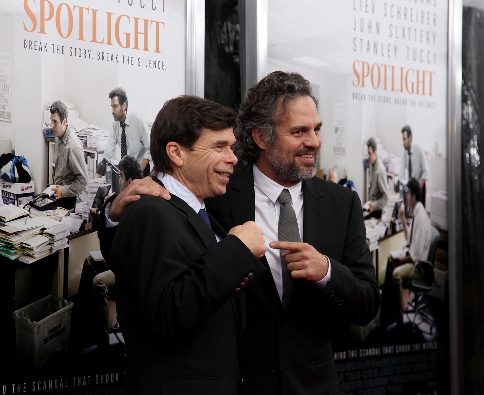 REVIEW: Shining "Spotlight" casts shadow over passive public